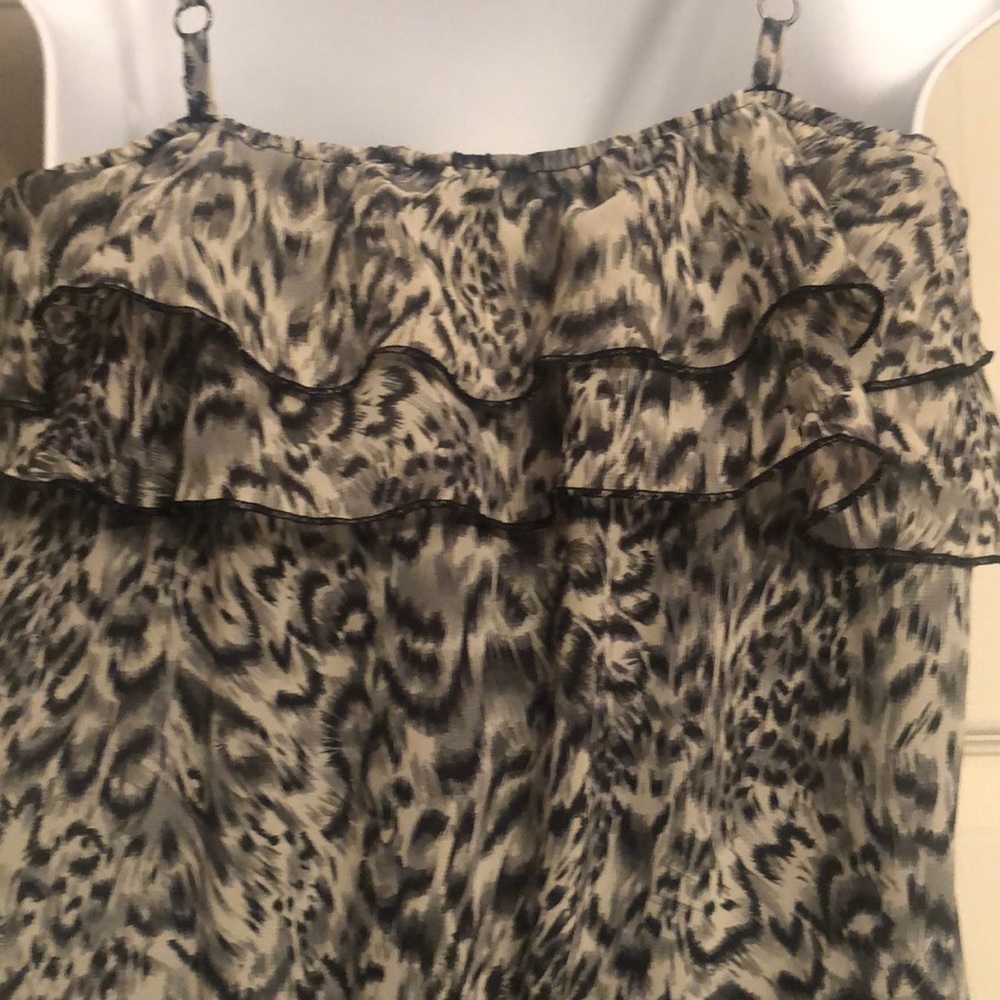 Romper - Picture 5 of 7